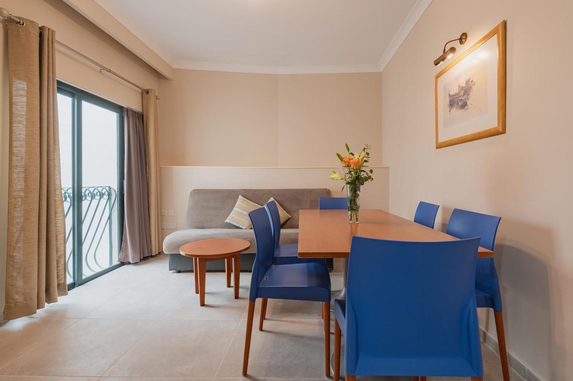 Hotel Porto Azzurro 3*