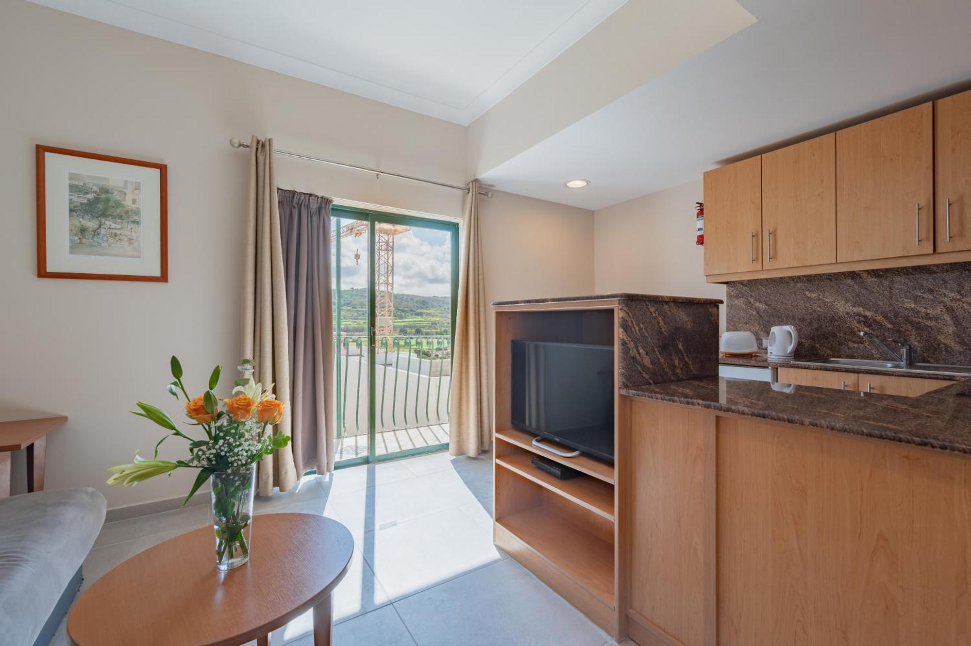 Xemxija Bay Hotel 3*
