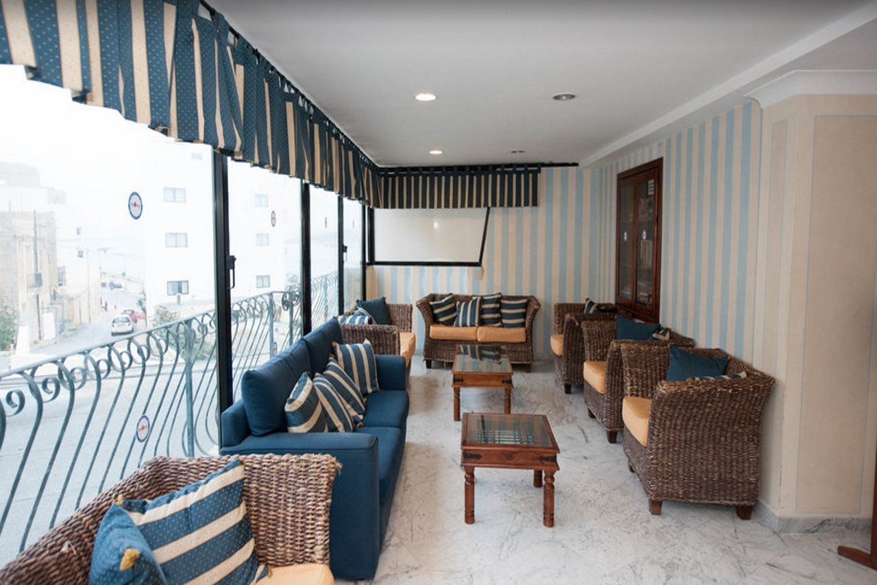 Отель Xemxija Bay 3*